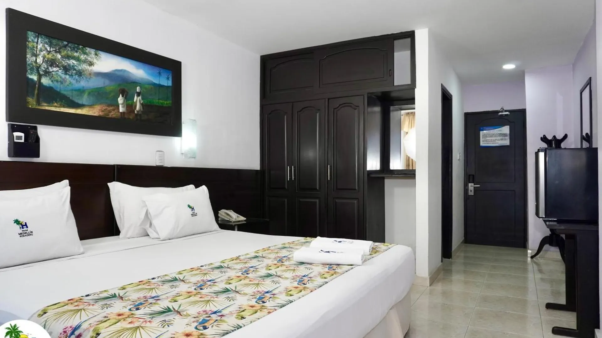 Hotel Medellin Rodadero Gaira 3*,  Colombia